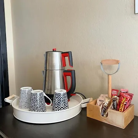 Izmir Ile Basbasa Kalin-Konak'Ta Terasli Daire Apartamento *