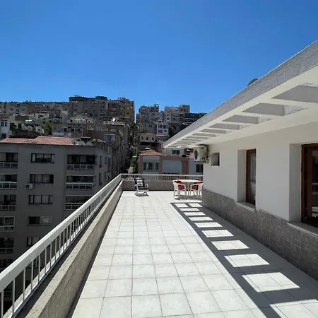 Lejlighed Izmir Ile Basbasa Kalin-Konak'Ta Terasli Daire *